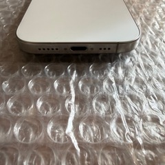 Phone 16Pro 256GB ホワイトチタニウム SIMフリー 本体のみ
の画像