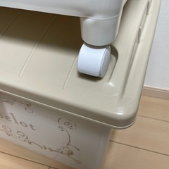 衣装ケースの画像