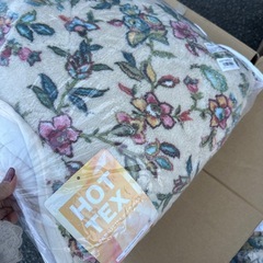 可愛い柄ののふわふわ毛布と敷毛布のセットシングルの画像