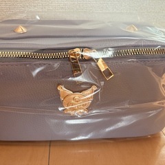 【新品未開封】クロミ　ラグジュアリー　バニティ　ポーチ　メイクポーチ　ケース　の画像