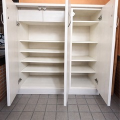 （決まりました）3枚扉シューズボックス　下駄箱　便利な引き出し付きの画像