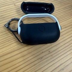 美品 airpods pro 2のケースの画像