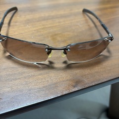 POLICEサングラス