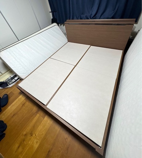 新品に近い！ニトリ✴︎クイーンベッド