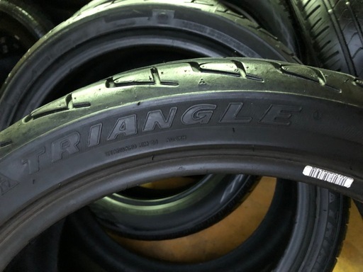 225/40R18Triangle2本取り付け無料