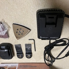 10.8ボルト充電式マルチカットソーの画像