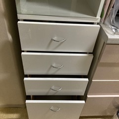 収納家具の画像