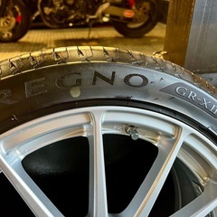 プリウス　30タイヤ、ホイールの画像