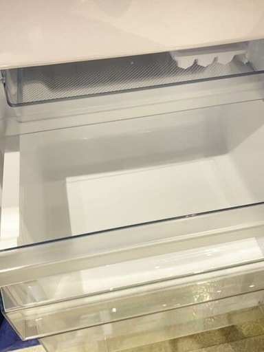 冷蔵庫【配達無料お届け設置出来ます?都内近郊?】✨2024年新品購入品✨自動霜取り機能付き❄️✨除菌クリーニング済の超極美品✨他にも冷