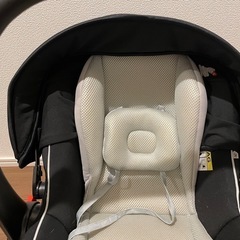 【美品】チャイルドシート ベビーシート 新生児~1歳頃 マムズキャリーブライト シートベルト装着の画像