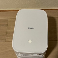 emotn プロジェクターの画像