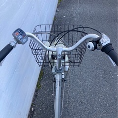1825業界最長12ヶ月保証付！送料無料エリア多数！安全整備済み！電動自転車の画像