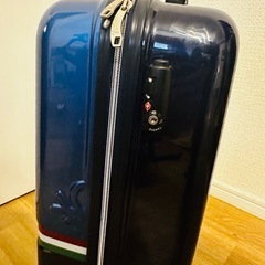 キャリーケースの画像
