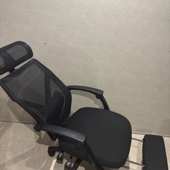 椅子　在宅ワーク　ゲーミングチェアの画像