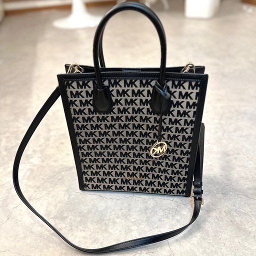MICHAEL KORS MKロゴ ハンドバッグ　トートバッグ　ショルダーバッグ　ブランド　ブランドバッグ