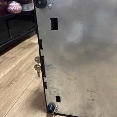 現金引き出し鍵付き　黒の画像