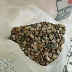 砂利　小さめ　ミックス　の画像