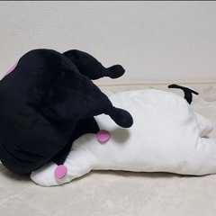 クロミちゃん 寝そべりぬいぐるみBIGの画像