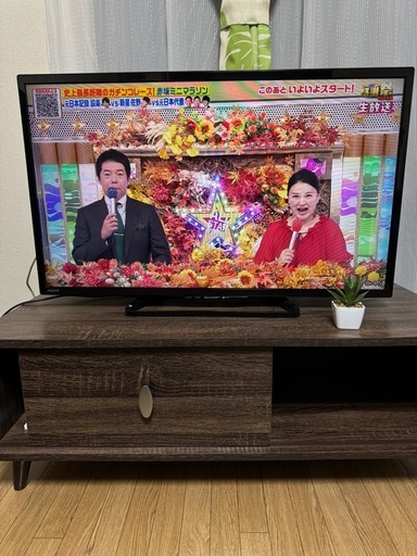 SHARP AQUOS 32V型液晶テレビ2018年