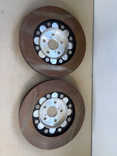 レクサス　lc500用 ブレーキローター 　新車外し 左右セット43521-11010/43516-1101