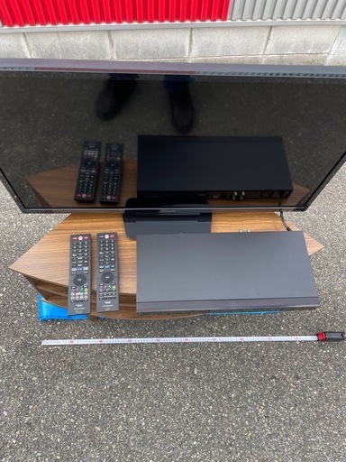 船井電機　テレビ 32インチ2021年製＋ブルーレイレコーダー2020年製＋テレビ台セット　単品購入可