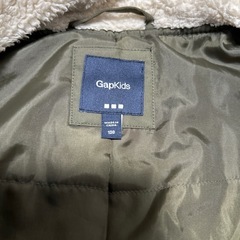 キッズ、ジャンパー、上着、ジャケットa.v.v  .GAPの画像
