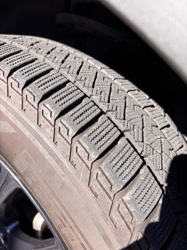 スタッドレスタイヤ➕ホイールPIRELLI 225/65R17