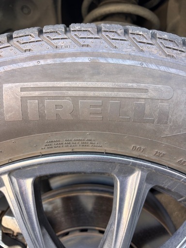 スタッドレスタイヤ➕ホイールPIRELLI 225/65R17