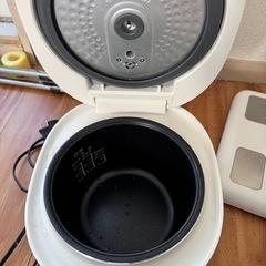 炊飯器【1-2人用】3合の画像
