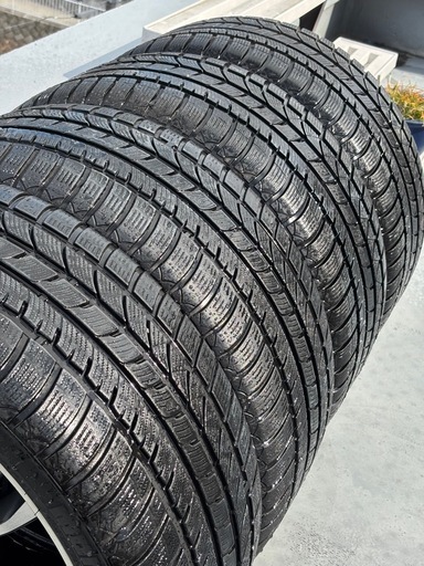 最終値下げ　19インチ　深リム
スタッドレス 