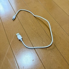 USBモバイルバッテリー白　マクセル　type-Cケーブル付きの画像