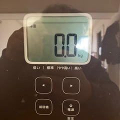 オムロン　体組成計　HBF214 体重計
の画像