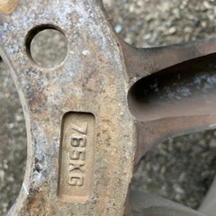 225  70 R15の画像