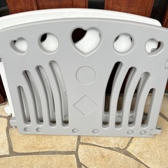 カトージ ベビーサークル 2ドア コロコロランドKATOJI 8枚の画像