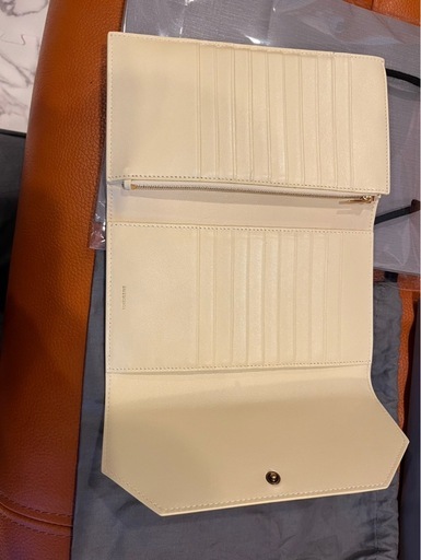 バレンシアガ　長財布　1度のみ使用(定価約46000円)