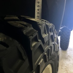 ジムニー MT タイヤ マキシス バリ溝の画像