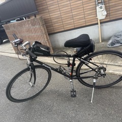 【最終値下げ】クロスバイク700c 変速付きの画像