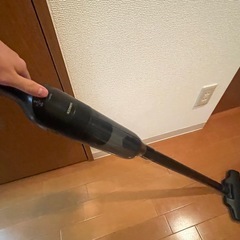 山善 コードレス掃除機 ZSC-L120 (数回使用のみ・美品)の画像