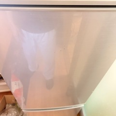 シャープ冷蔵庫の画像