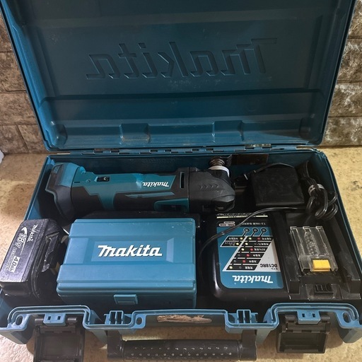 中古品　マキタ　マルチツール　TM41D ケース付　DC18RF