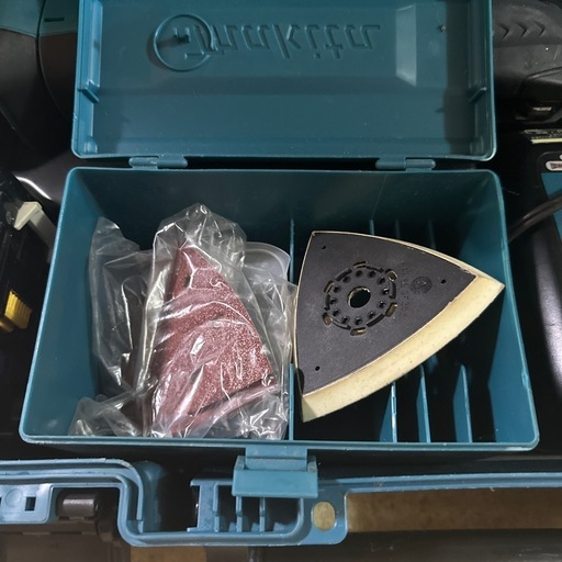 中古品　マキタ　マルチツール　TM41D ケース付　DC18RF