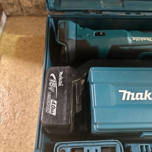 中古品　マキタ　マルチツール　TM41D ケース付　DC18RF