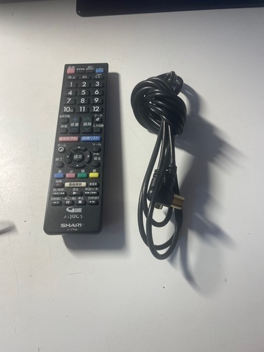 TV  2022年製　32インチ　シャープ2T-C32DE