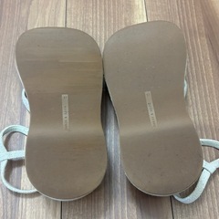 Charles&Keith サンダルの画像