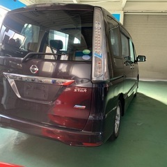 激安180000セレナSハイブリッドの画像