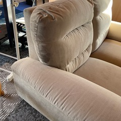 ソファー　2人掛け　インテリア家具の画像