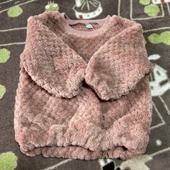 80サイズの洋服の画像