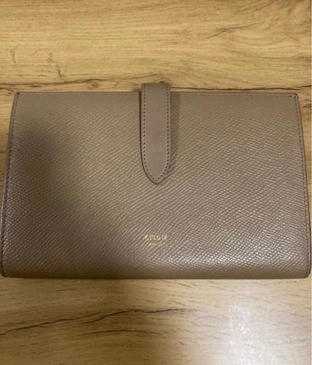 セリーヌ財布