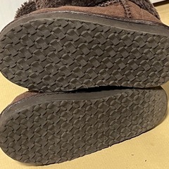 16センチ　ブラウンブーツ ふわふわボア仕上げの画像