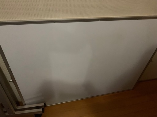 予定者あり　
ホワイトボード